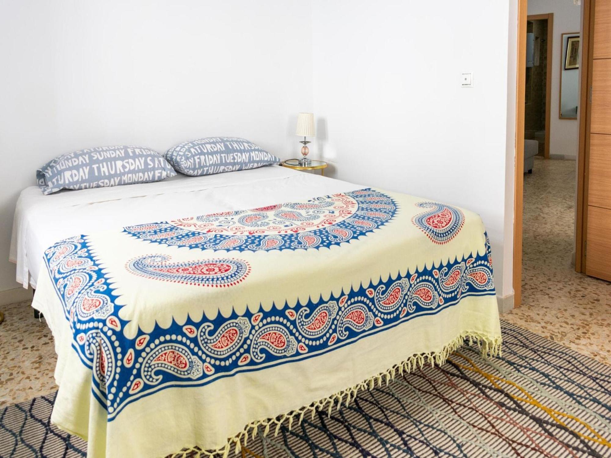 Cosy Holiday Home With Sea-View 加的斯 外观 照片